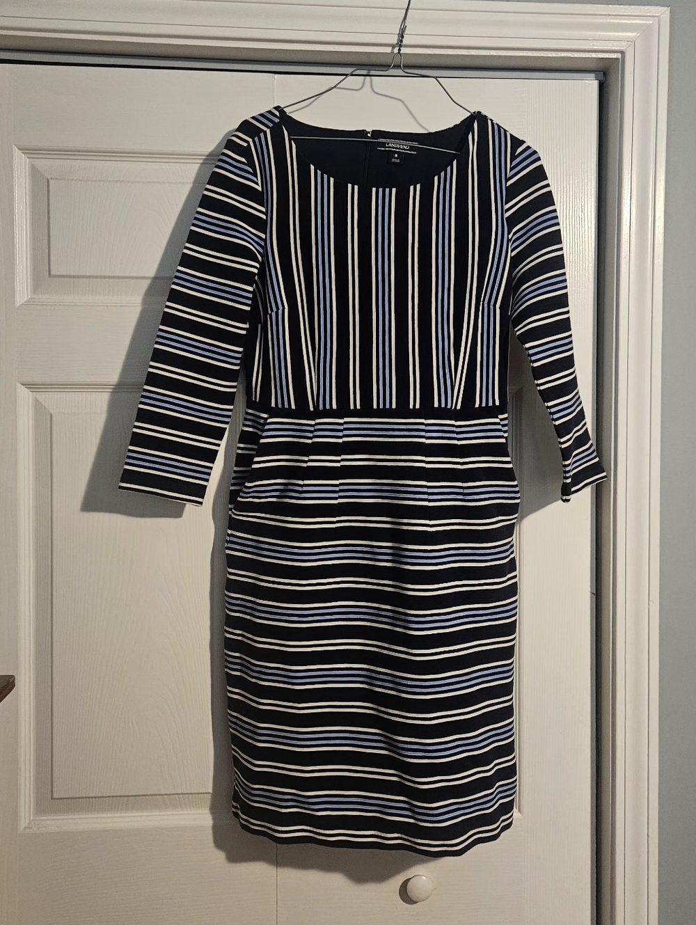 Lands' End Striped 3/4 Sleeve Sheath Dress With Pockets Size 8